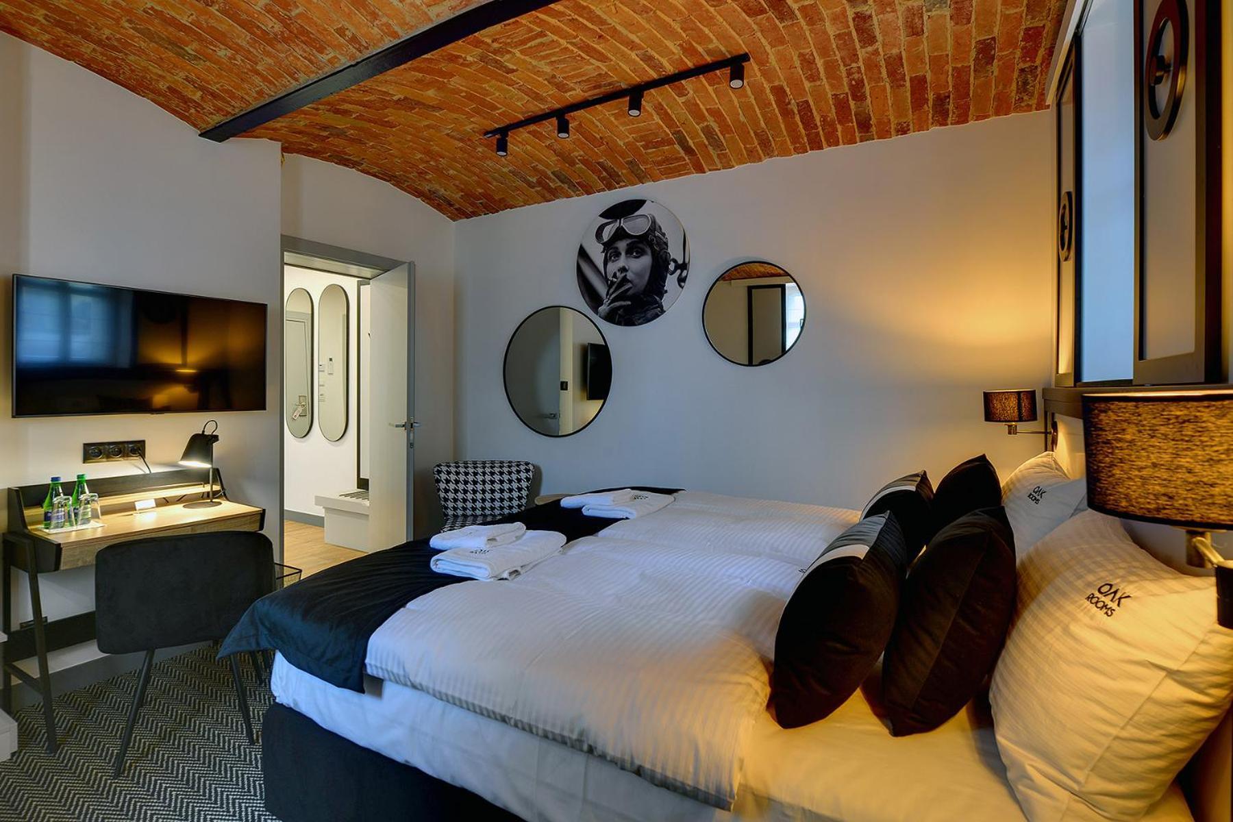 Oak Rooms Oborniki Slaskie Exterior foto